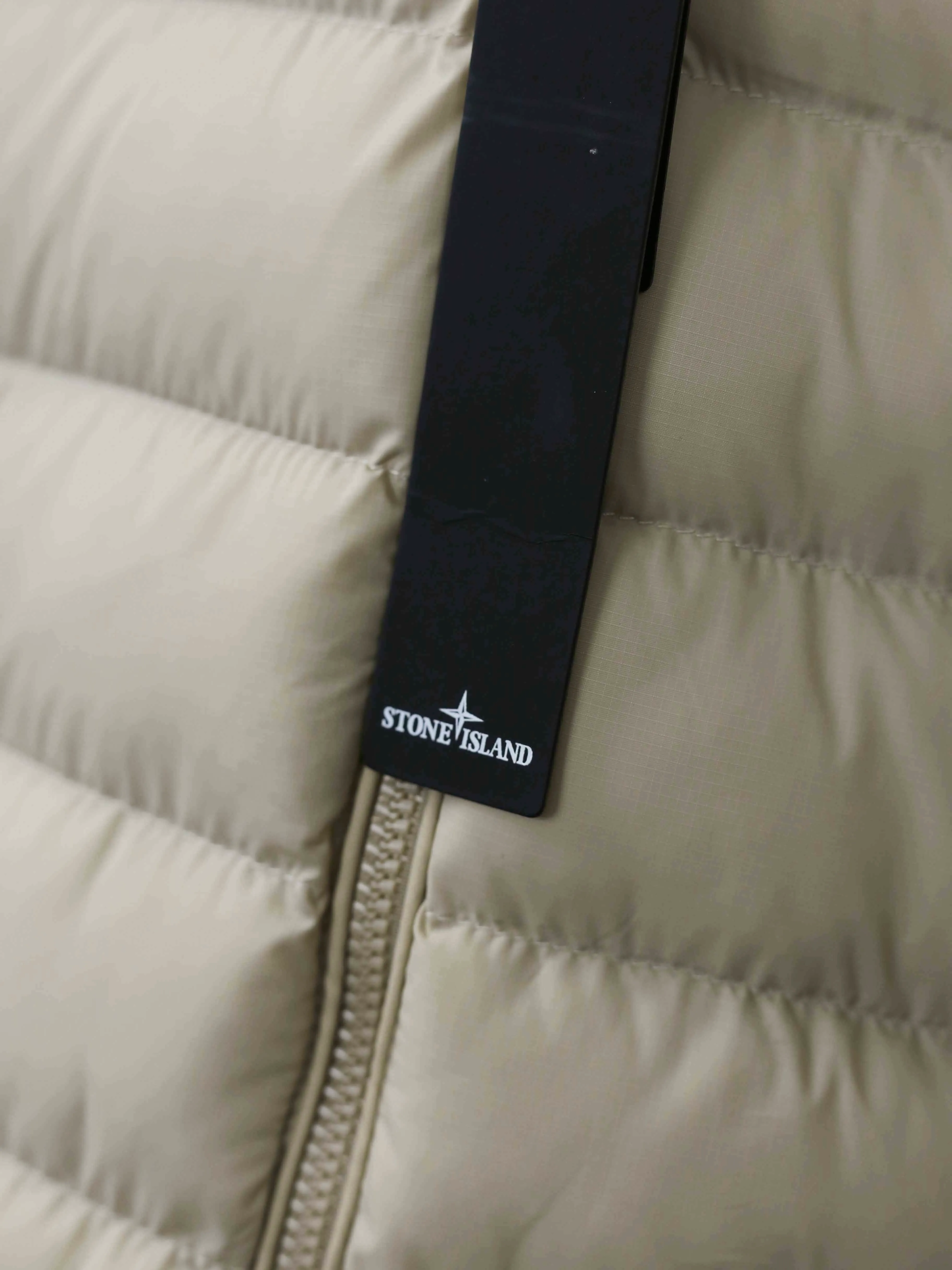 Khaki details real shot # P380